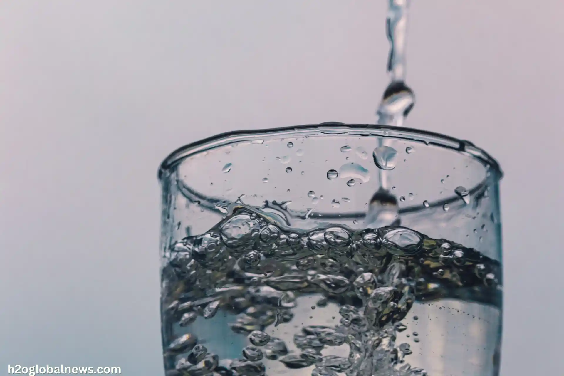 Is drinking mineral water good for you? 