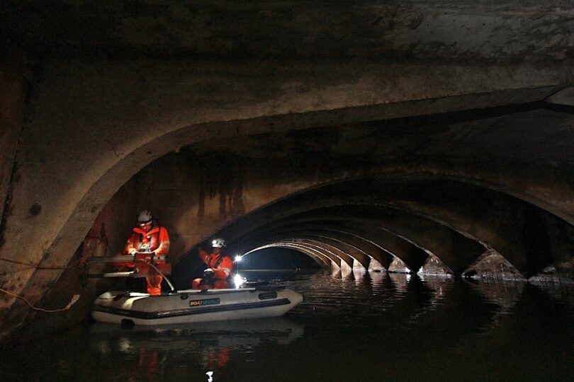 geoscientists investigate Sheffield river