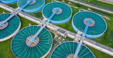 Industrial-scale desalination facility featuring reverse osmosis membranes, symbolising sustainable water treatment and reuse.