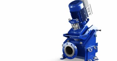 Wastewater macerator for shredding solids and protecting pumping systems