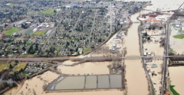 Flood conditions around Snohomish wastewater treatment plant highlighting regional water management challenges