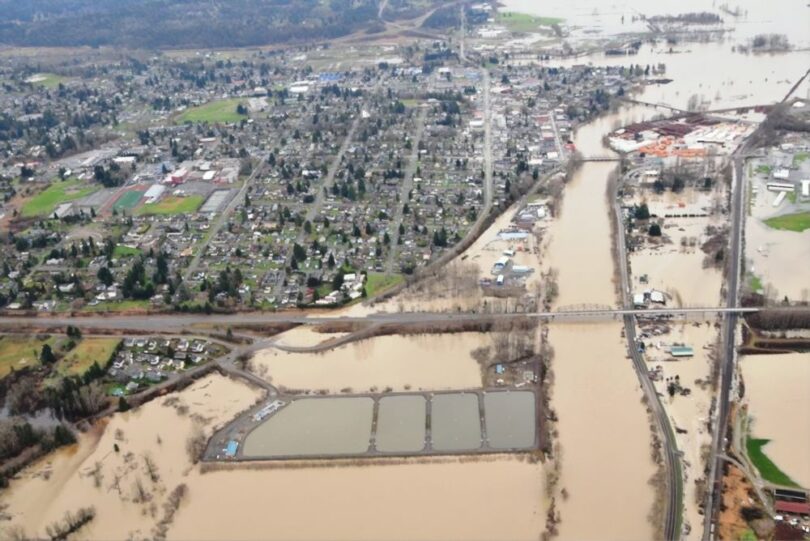 Flood conditions around Snohomish wastewater treatment plant highlighting regional water management challenges