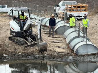River restoration equipment operating during Tijuana River water treatment pilot