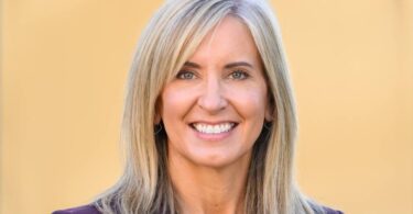 Jo Dow, Chief Executive of Business Stream.