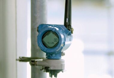 Emerson Rosemount 928 wireless gas monitor for combustible gas detection