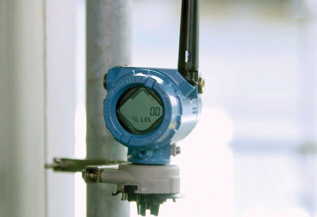Emerson Rosemount 928 wireless gas monitor for combustible gas detection