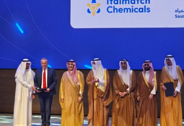 Italmatch Chemicals and Saudi Water Authority representatives at signing ceremony in Riyadh