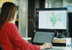 Operator using the Samotics SAM4 platform to monitor water assets